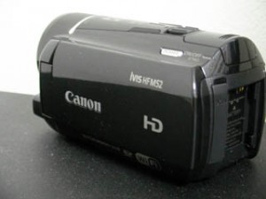 HF M52 Canon iVIS ビデオカメラのデータを全て消した